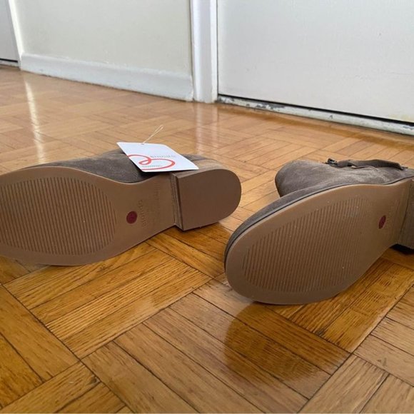 NWT ankle boots - Picture 11 of 11